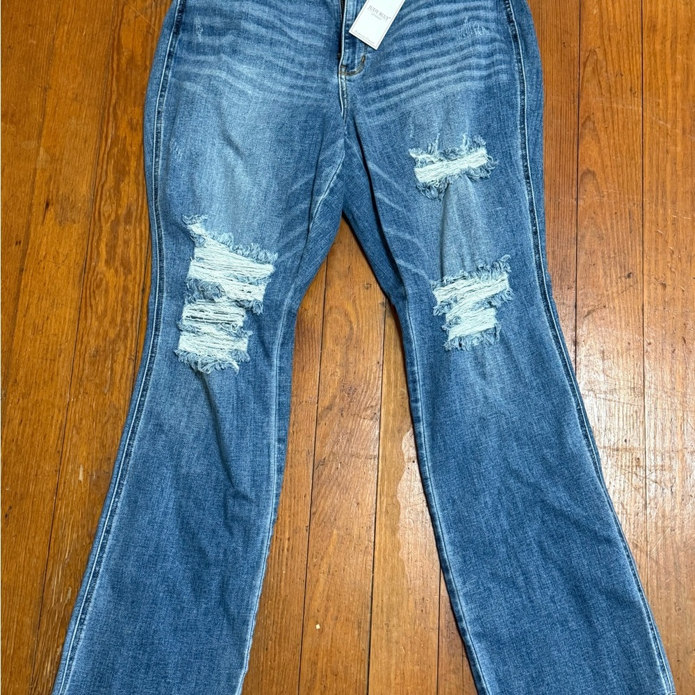 Judy Blue Distressed Women's Jeans